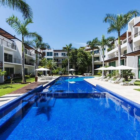 Luxurious & Central Condo In Playa Steps From The Beach Плайя-дель-Кармен Екстер'єр фото